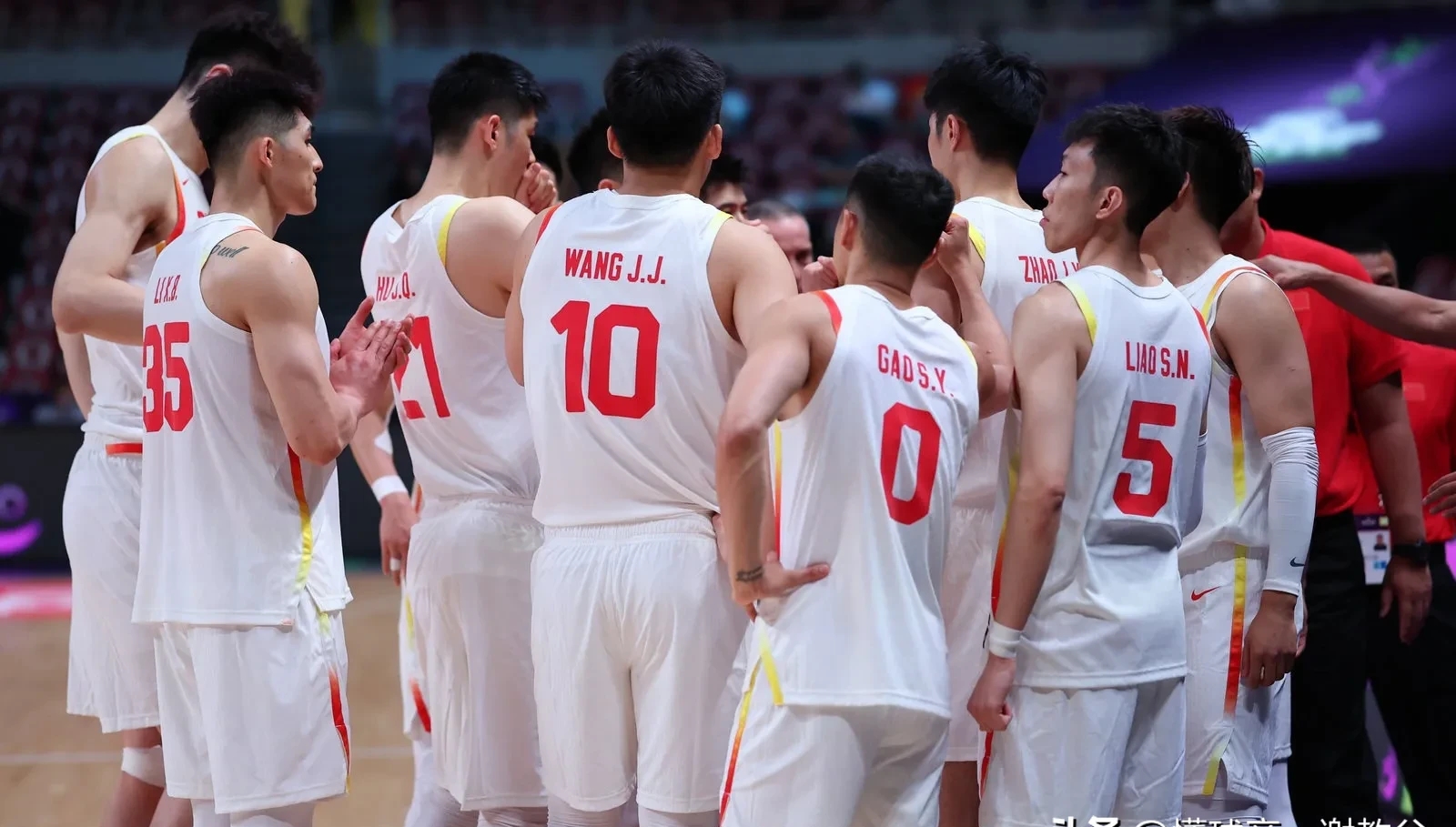 ewc-广东宏远发布备战花絮，赛前官宣签约，欧冠任务艰巨，赛季目标并未改变的简单介绍