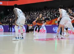 英雄联盟全球总决赛-关于赛地聚焦：西甲清晨热度飙升；山东男篮战术微调；态度坚定；球探报告显示潜力的信息